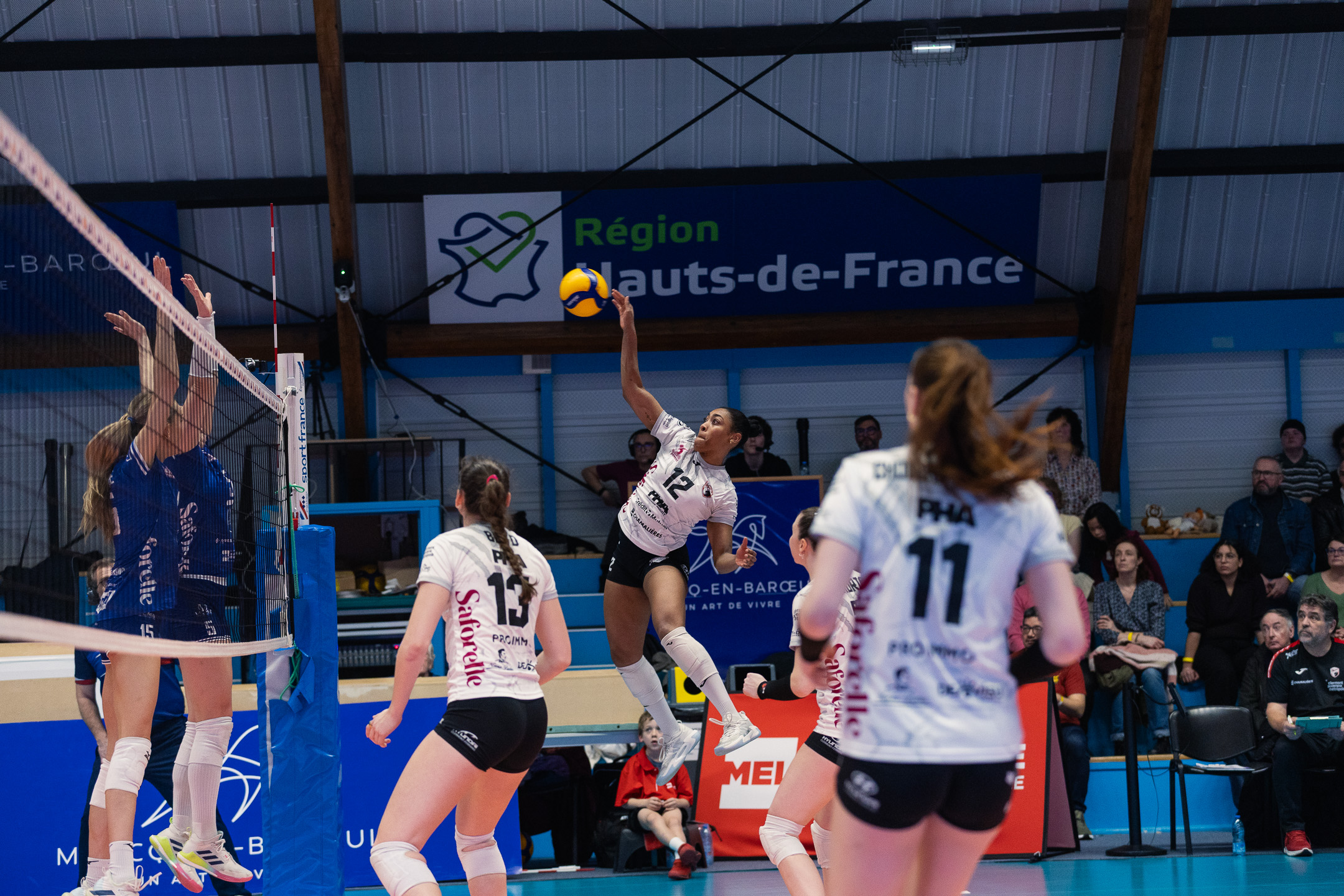 Le Volley-Ball Club Chamalières frappe fort à Marcq-en-Barœul !
