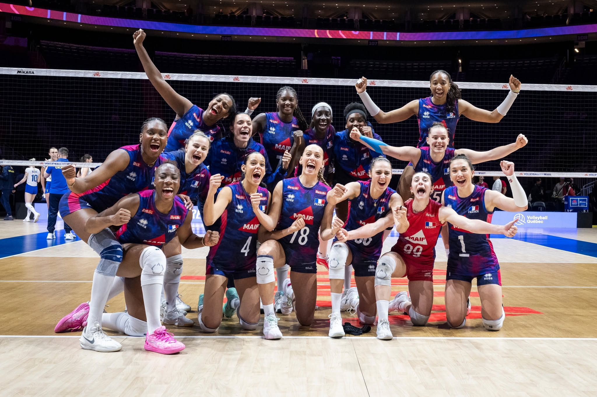 Une victoire pour conclure la première semaine de la VNL des Bleues